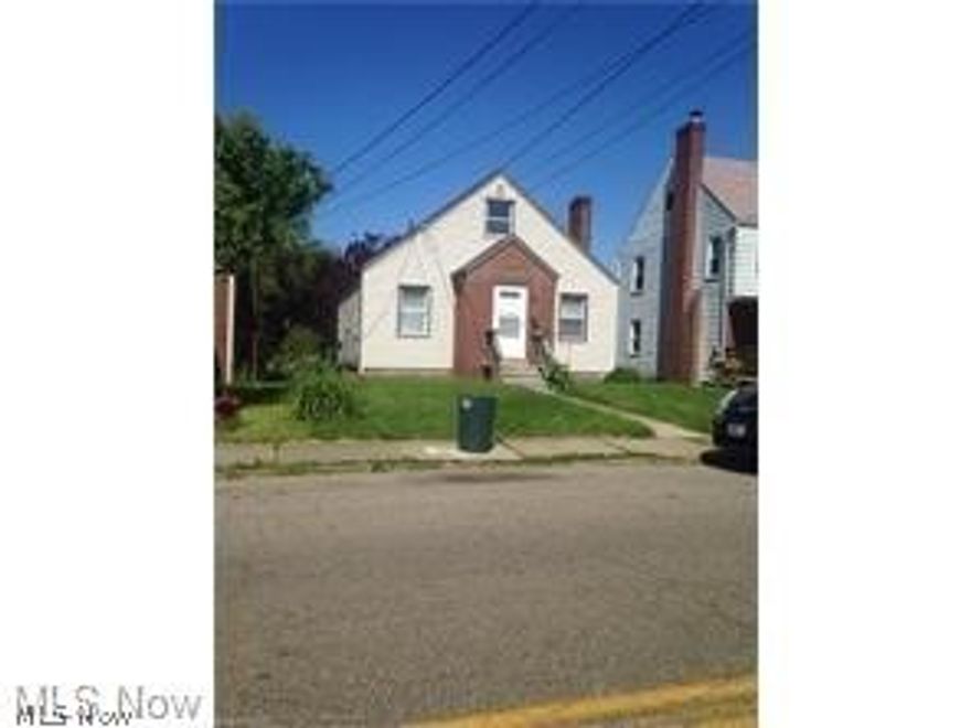 Owner selling long time rental. Great opportunity. Would be a great rental property or owner occupied. Breakfast room walks out to deck. One car detached garage.