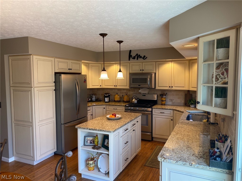 Fallingwater 07 - Residential