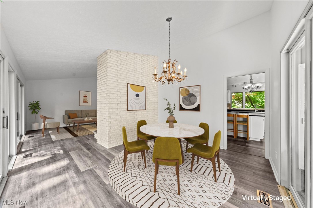 Kirtland, Ohio 44094, United States, 4 Bedrooms Bedrooms, ,3 BathroomsBathrooms,Residential,Pending,180361