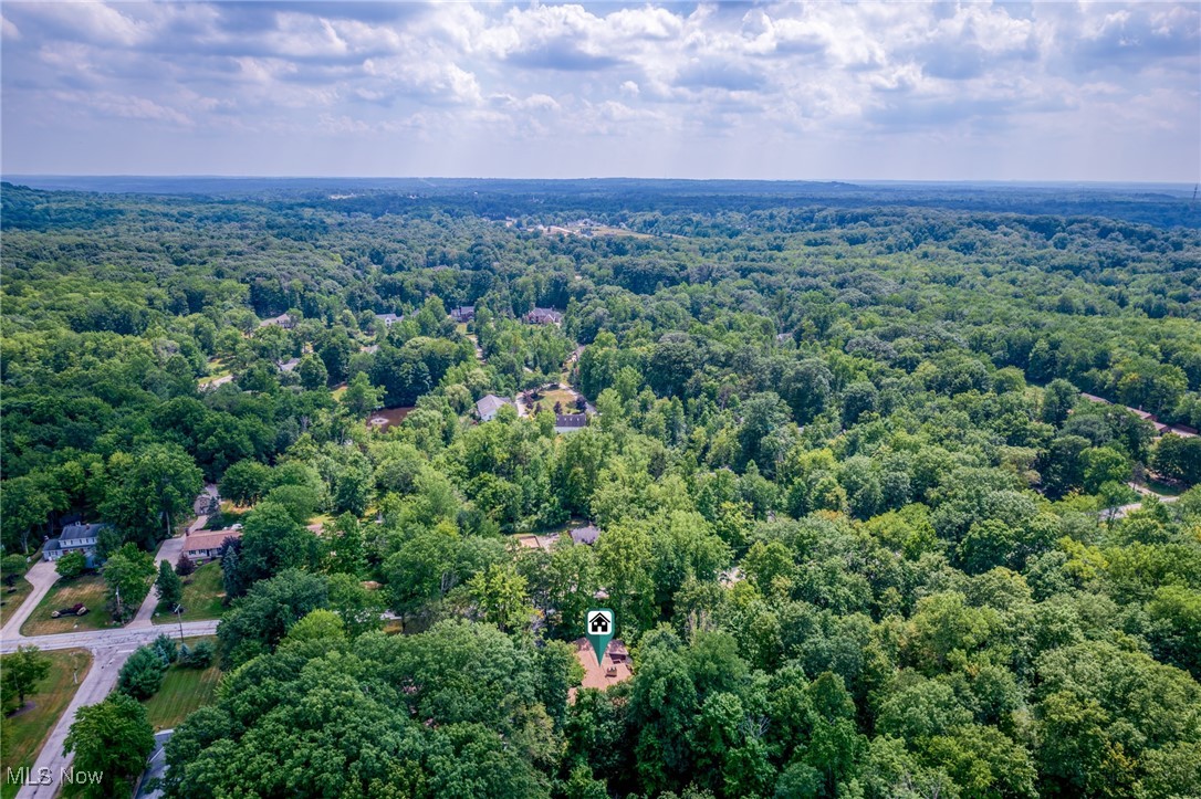 Kirtland, Ohio 44094, United States, 4 Bedrooms Bedrooms, ,3 BathroomsBathrooms,Residential,Pending,180361