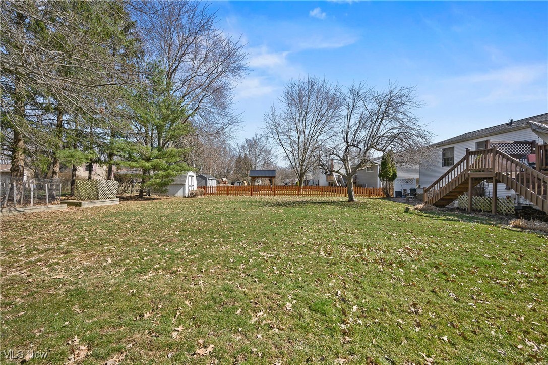 561 Falling Oaks Drive, Medina, Ohio image 6