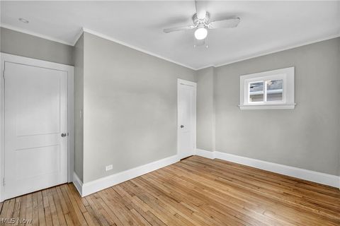 Tiny photo for 921 Helmsdale Road, Cleveland Heights, OH 44112 (MLS # 5203051)