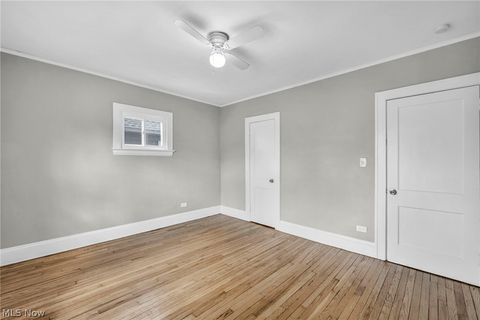 Tiny photo for 921 Helmsdale Road, Cleveland Heights, OH 44112 (MLS # 5203051)