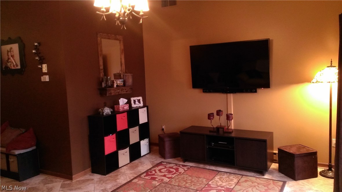 Sturbridge Commons Cluster Homes - Residential Lease