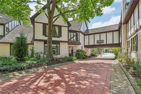 3 Windsor Court, Rocky River, OH 44116 - MLS#: 5120865