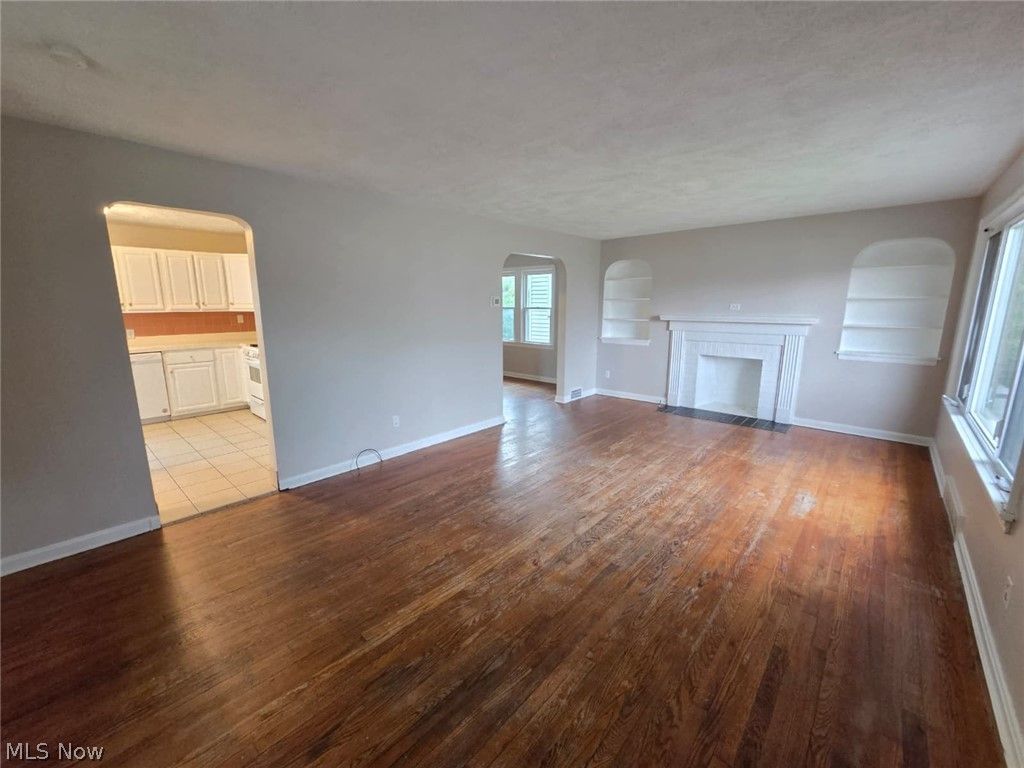 Photo of 4021 Bushnell Road, University Heights, OH 44118 (MLS # 5204818)