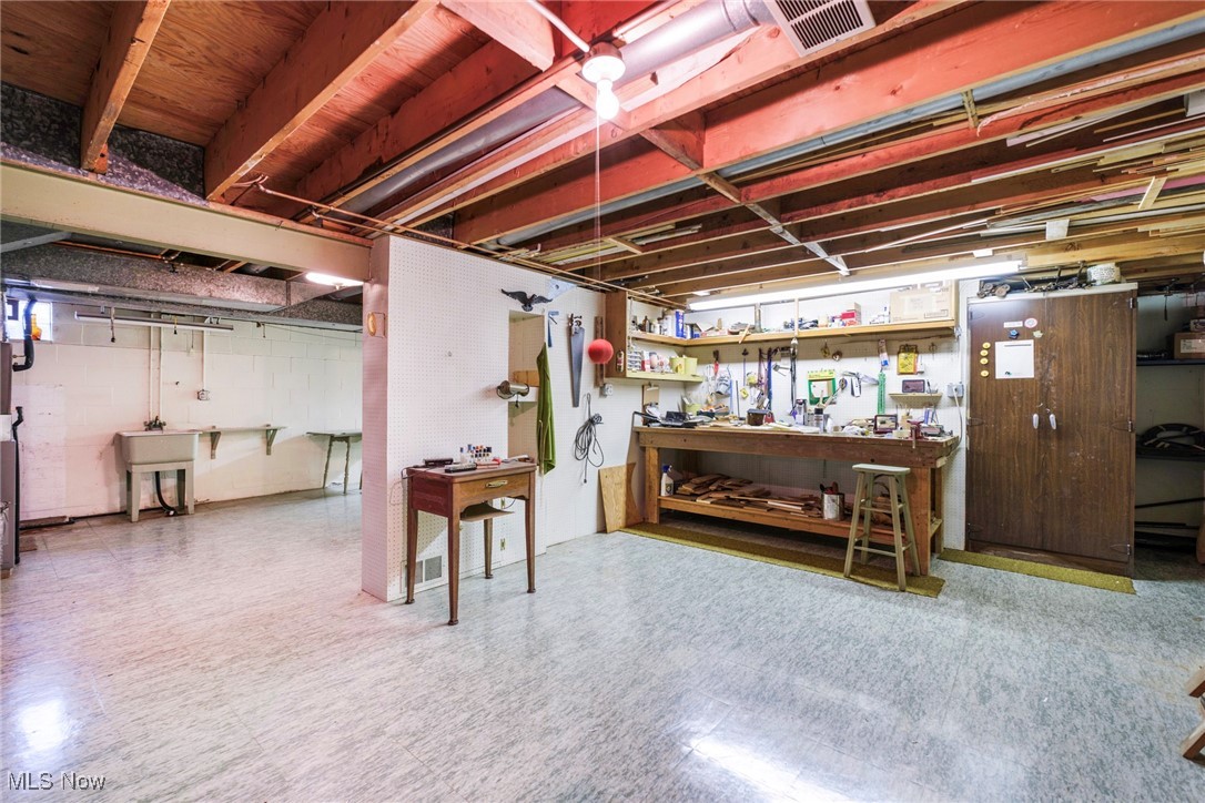2332 Shawnee Trail, Youngstown, Ohio image 36