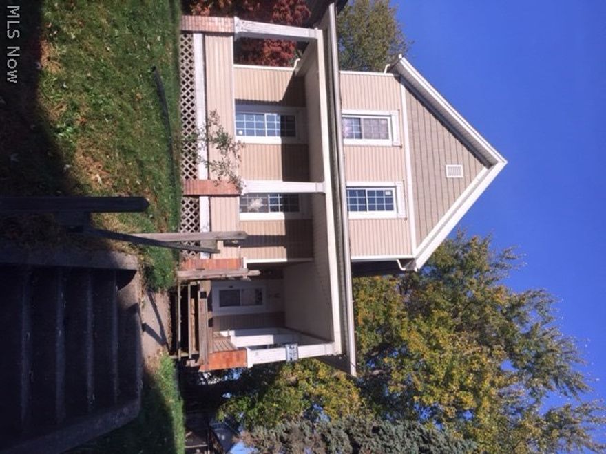 Welcome to 809 Prospect SW!  Large home with 3-4 bedrooms, brand new carpet, freshly painted throughout, spacious rooms, large yard, nice front porch, convenient location - close to everything!  Calll now!