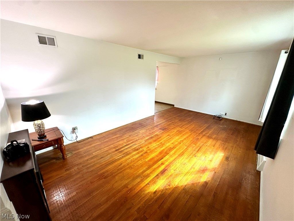 Nann Linn - Residential