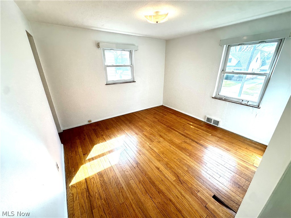 Nann Linn - Residential