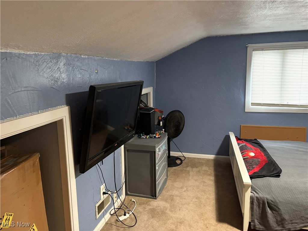 Krogh Syndicates Vermilion/Lk - Residential