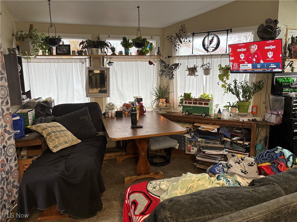 Krogh Syndicates Vermilion/Lk - Residential