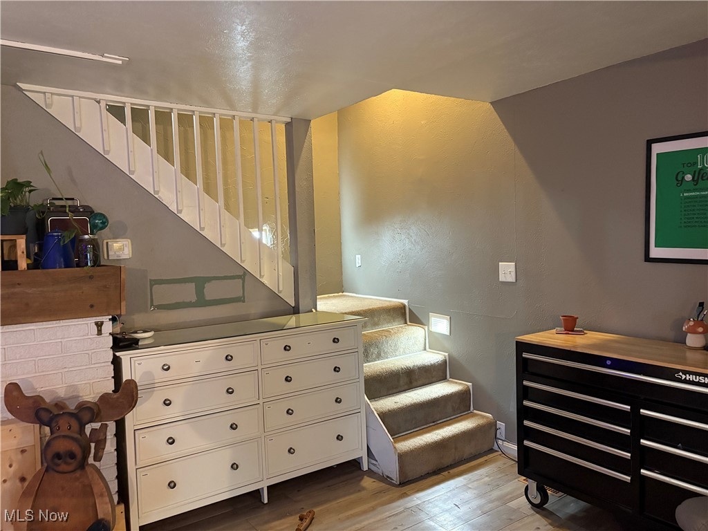 Krogh Syndicates Vermilion/Lk - Residential