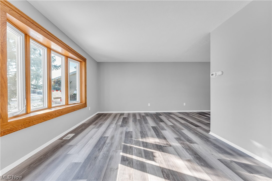 Parmatown Est#3 - Residential Lease