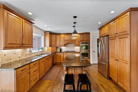 Tiny photo for 2795 Stonebridge Court, Hudson, OH 44236 (MLS # 5187164)