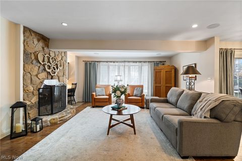 Tiny photo for 2795 Stonebridge Court, Hudson, OH 44236 (MLS # 5187164)