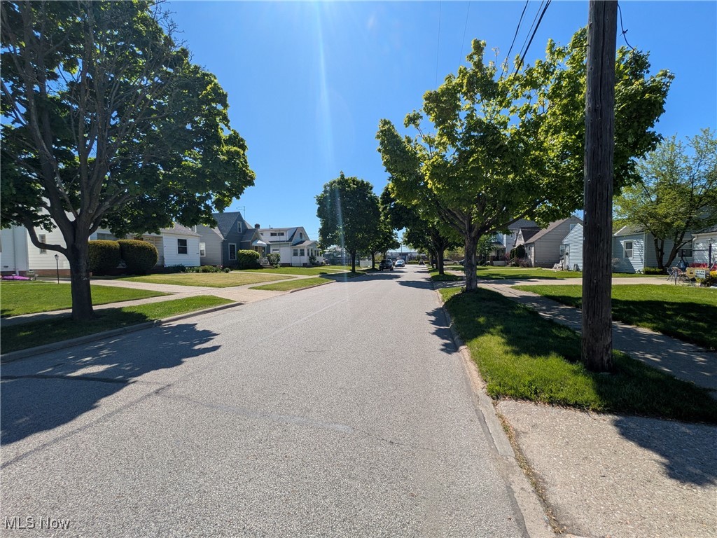 6706 Vandalia Avenue, Brooklyn, Ohio image 36