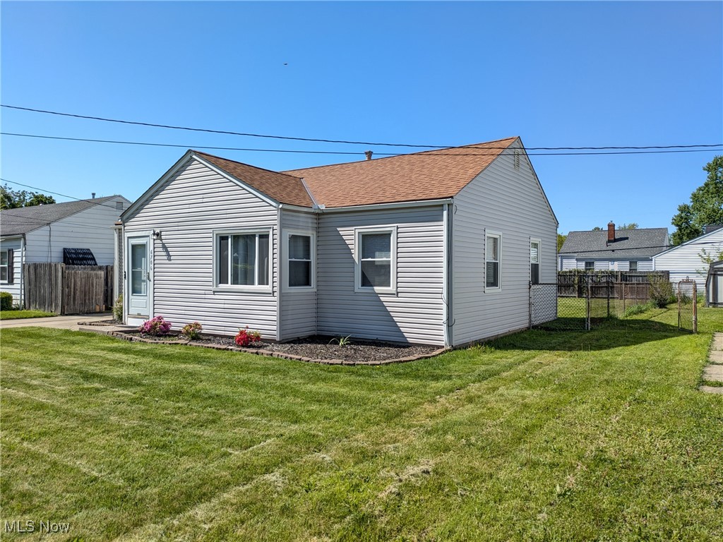 6706 Vandalia Avenue, Brooklyn, Ohio image 16