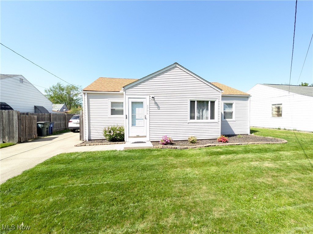 6706 Vandalia Avenue, Brooklyn, Ohio image 17