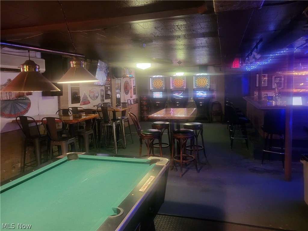 Village/Mogadore - Commercial Sale