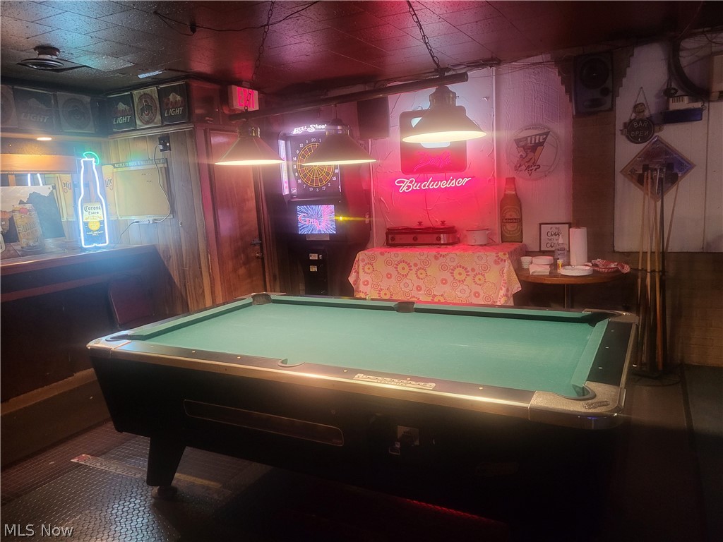 Village/Mogadore - Commercial Sale