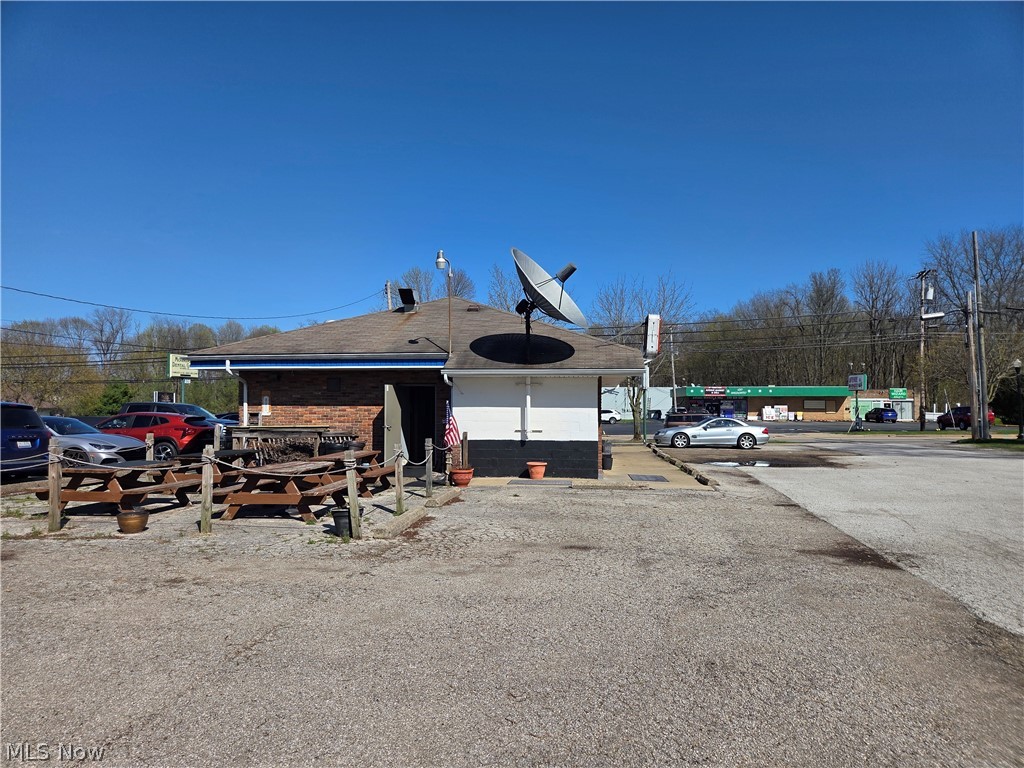 Village/Mogadore - Commercial Sale
