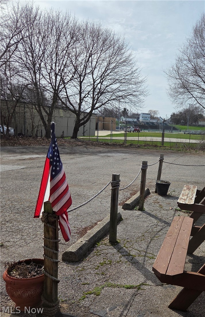 Village/Mogadore - Commercial Sale