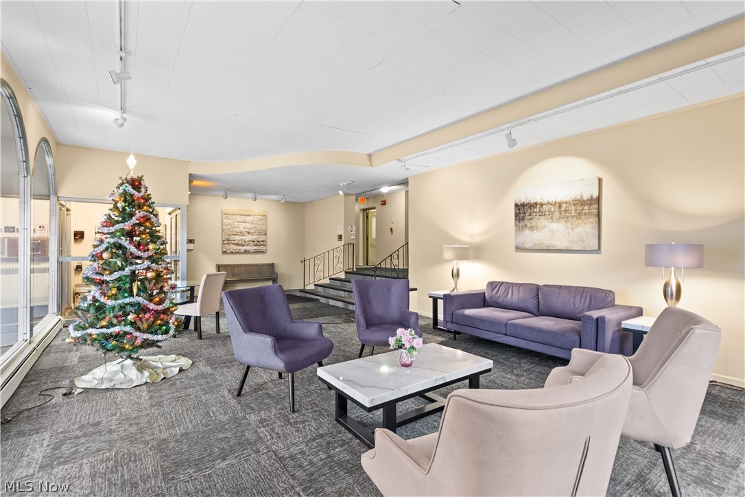 Waverly House Condo - Residential