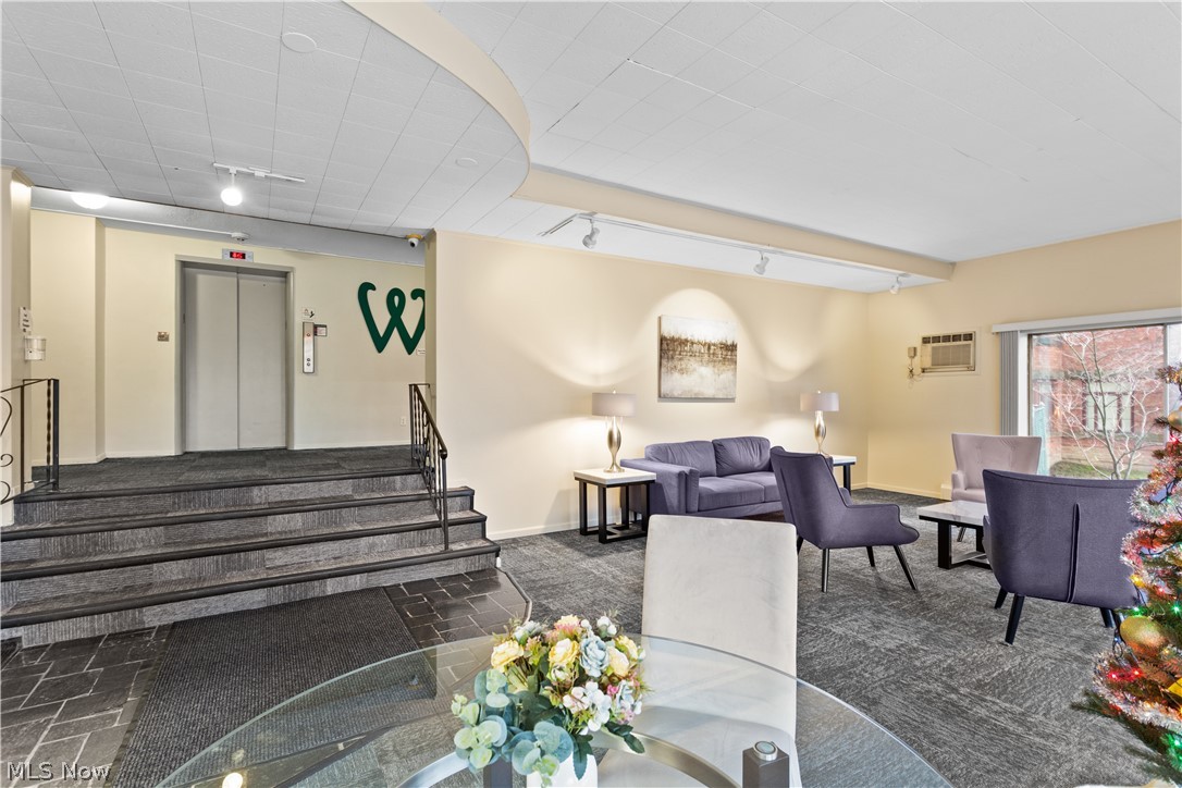 Waverly House Condo - Residential