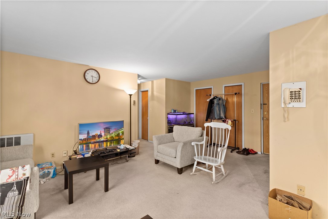 Waverly House Condo - Residential