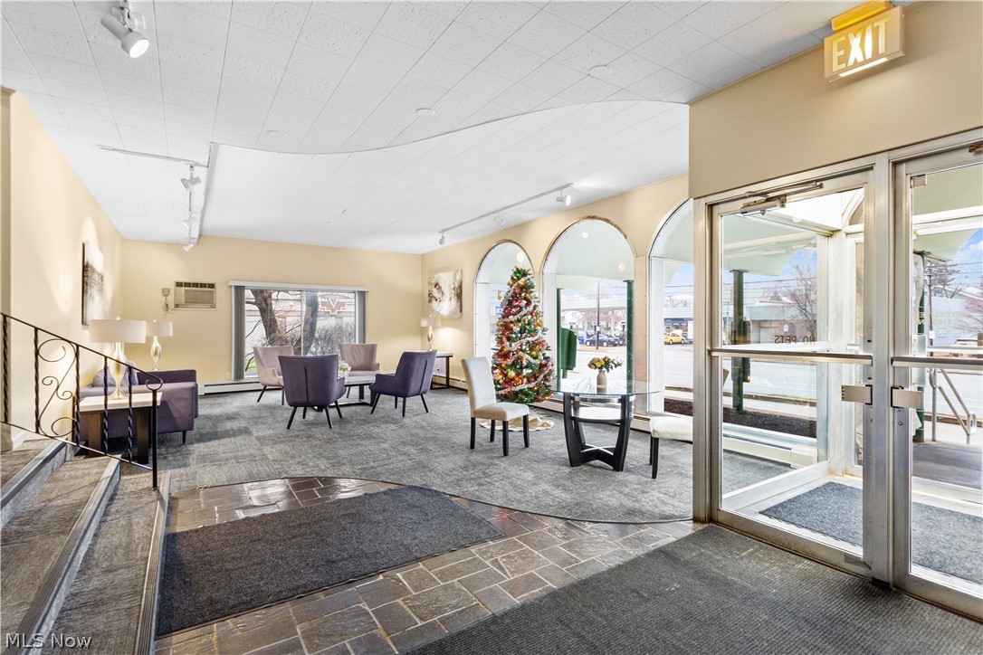 Waverly House Condo - Residential