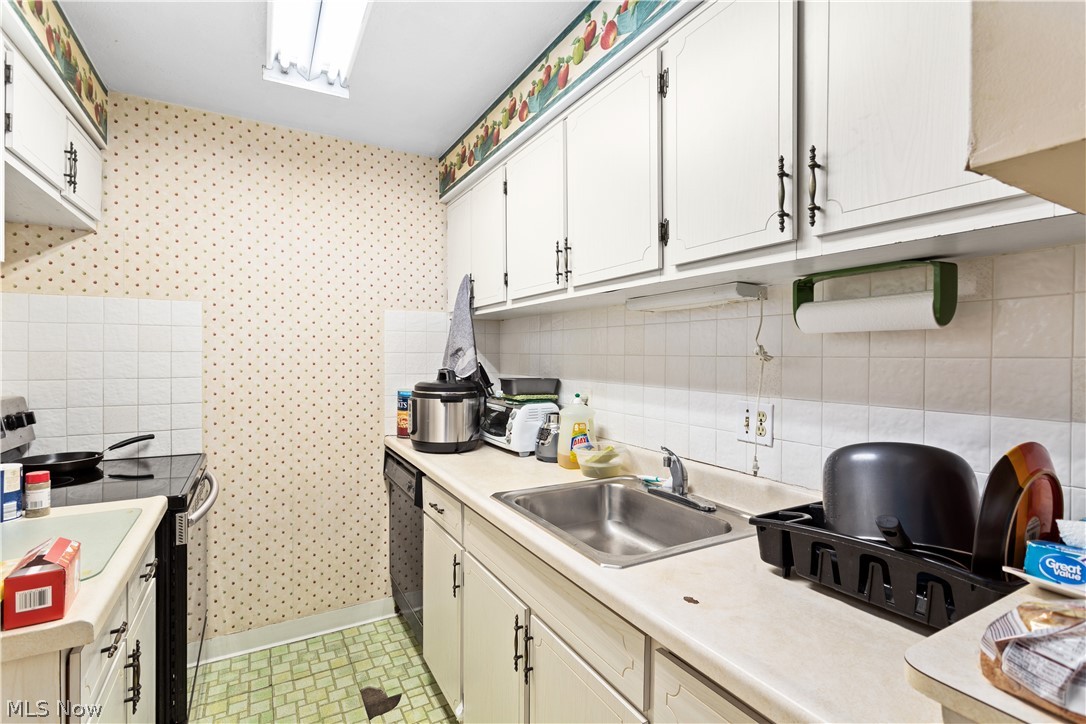 Waverly House Condo - Residential