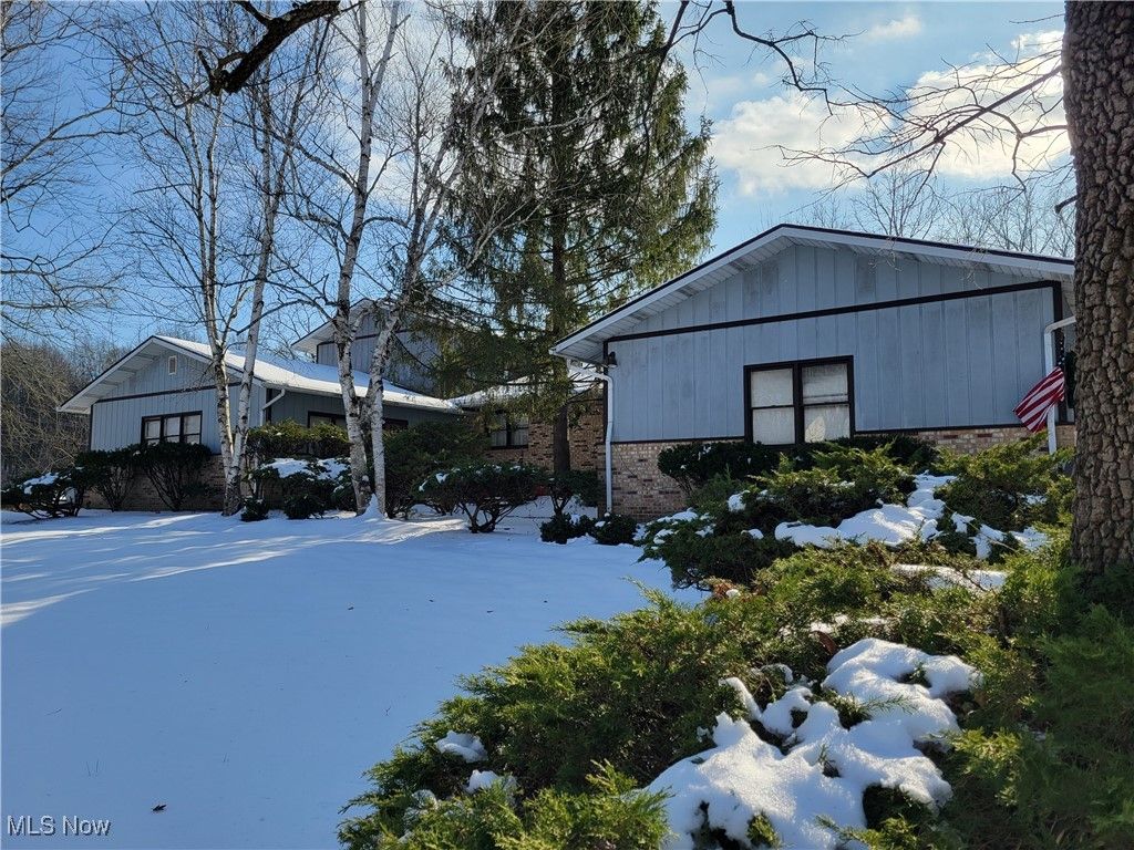 Photo of 1552 jacobs Lane, Kent, OH 44240 (MLS # 5177837)