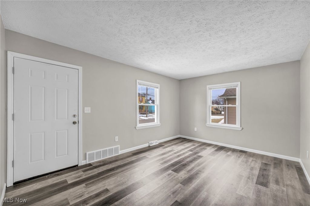 Photo of 1677 Mapledale Road, Wickliffe, OH 44092 (MLS # 5177879)