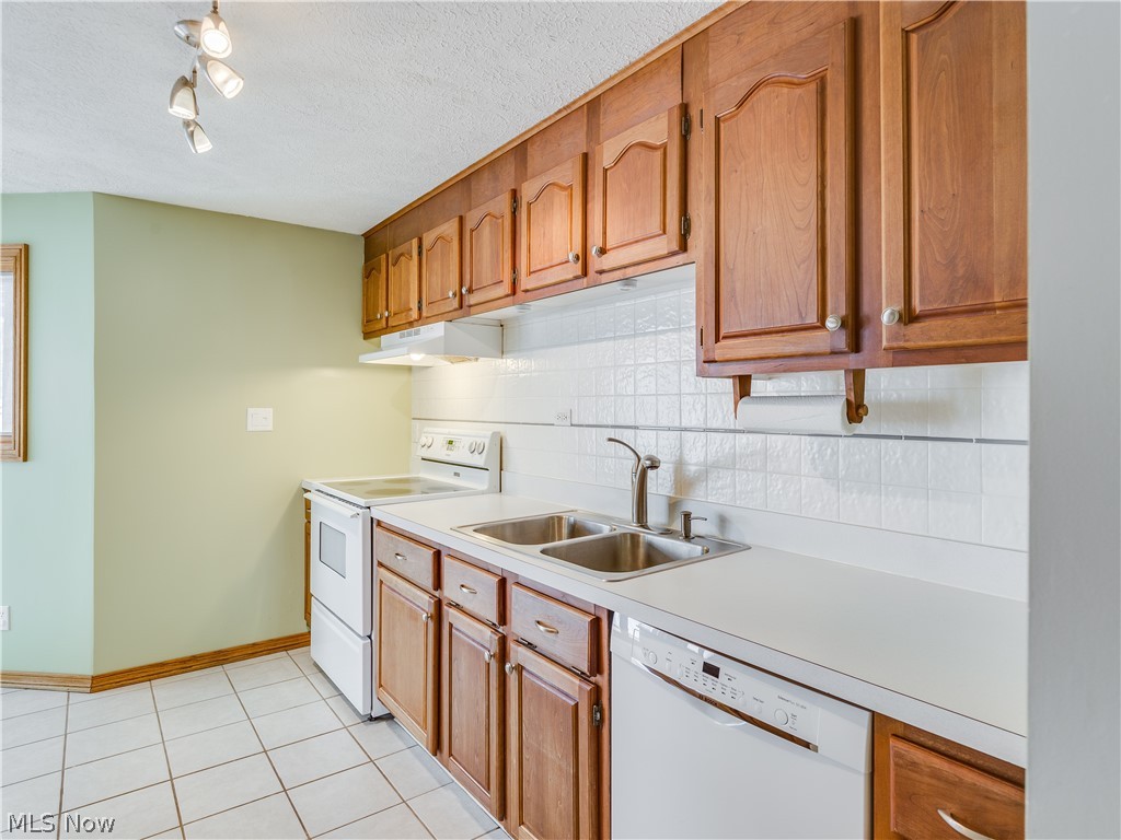 Seven Trails West Ph Vii - Residential