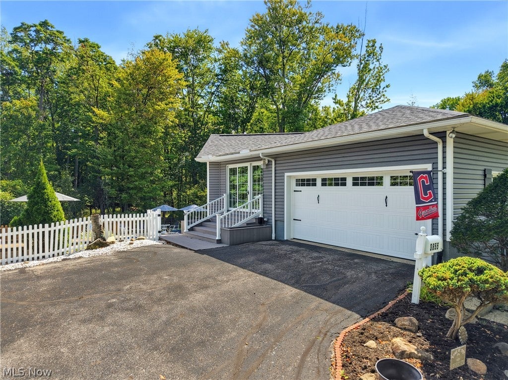 3855 Northview Drive