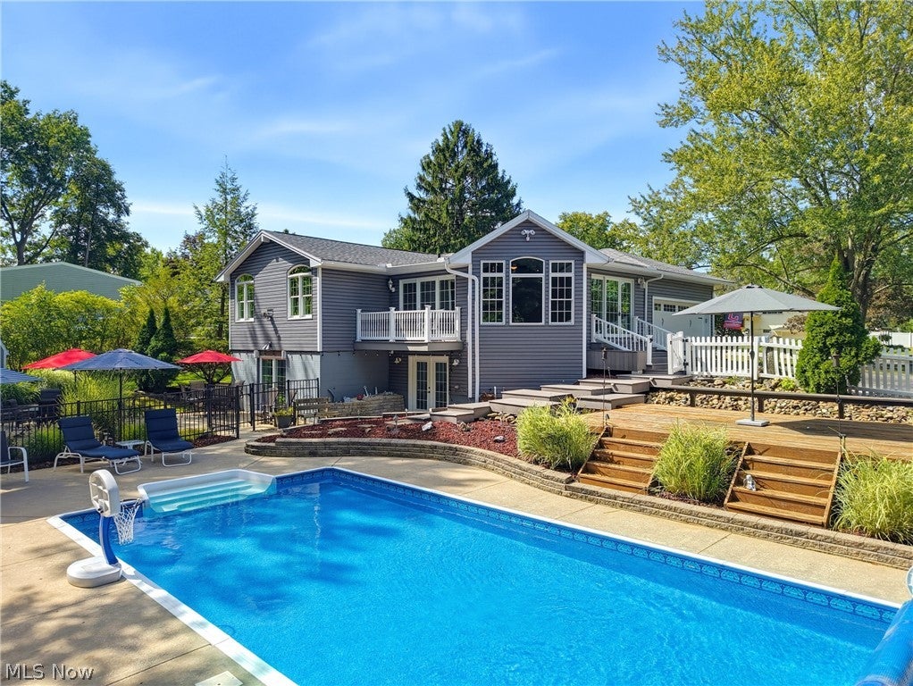 3855 Northview Drive
