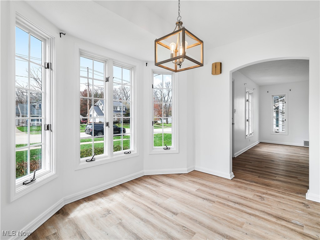 415 Glen Park Drive, Bay Village, Ohio image 8