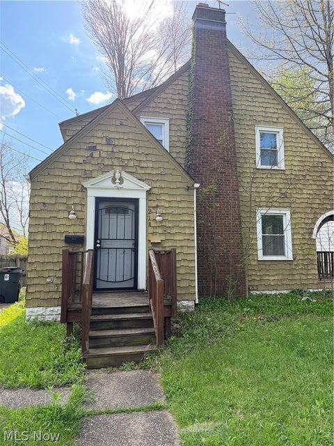 Tiny photo for 918 Frederick Boulevard, Akron, OH 44320 (MLS # 5221425)