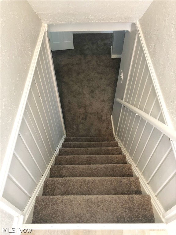 Tuxedo Cos Park Anx - Residential