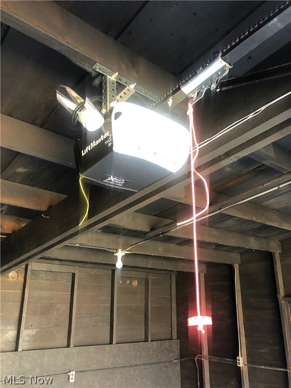 Tuxedo Cos Park Anx - Residential