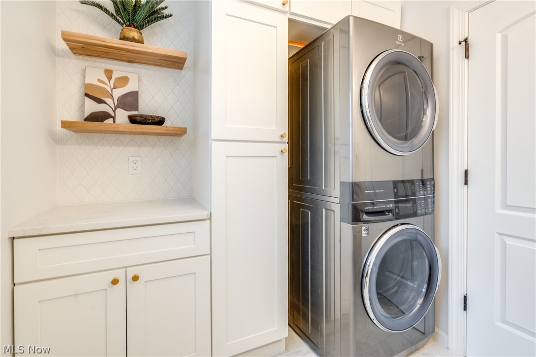 William H Nilges Ednil Drive - Residential