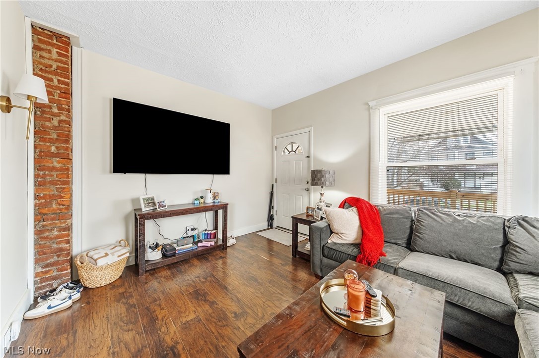 Lakewood Park - Residential Income