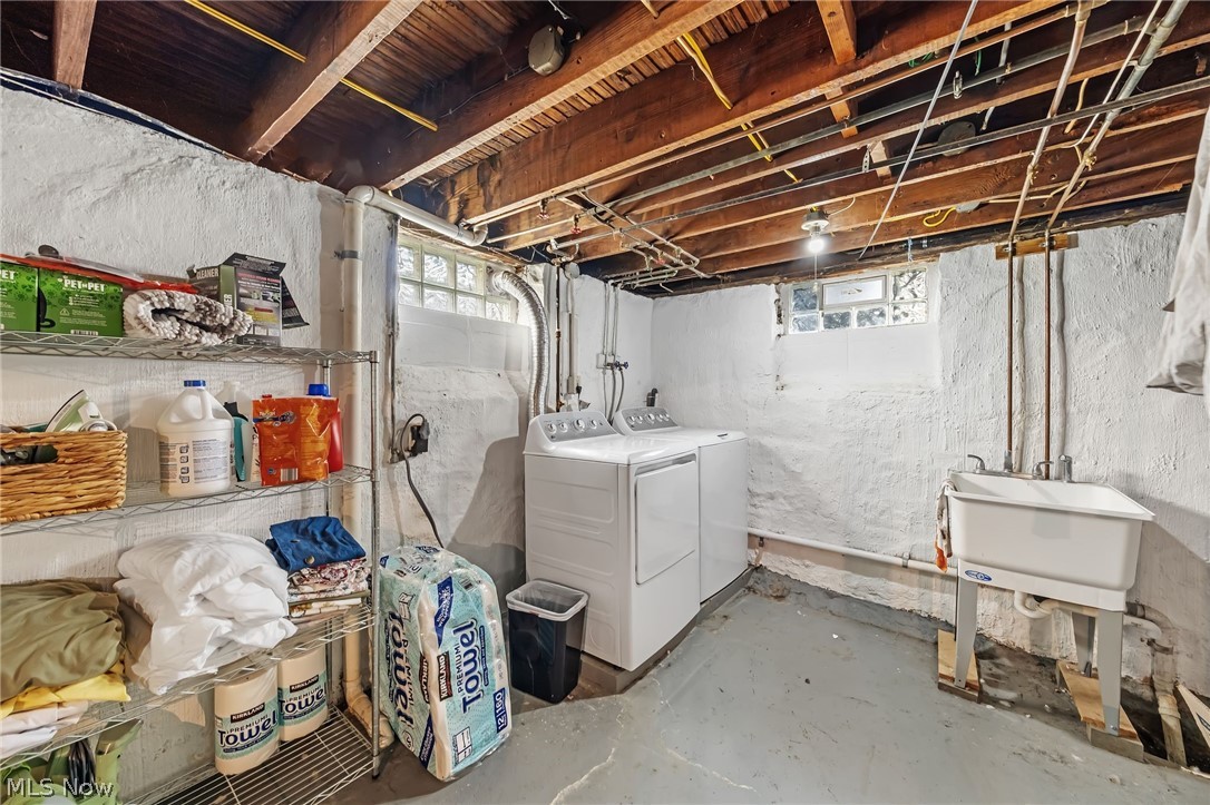 Lakewood Park - Residential Income