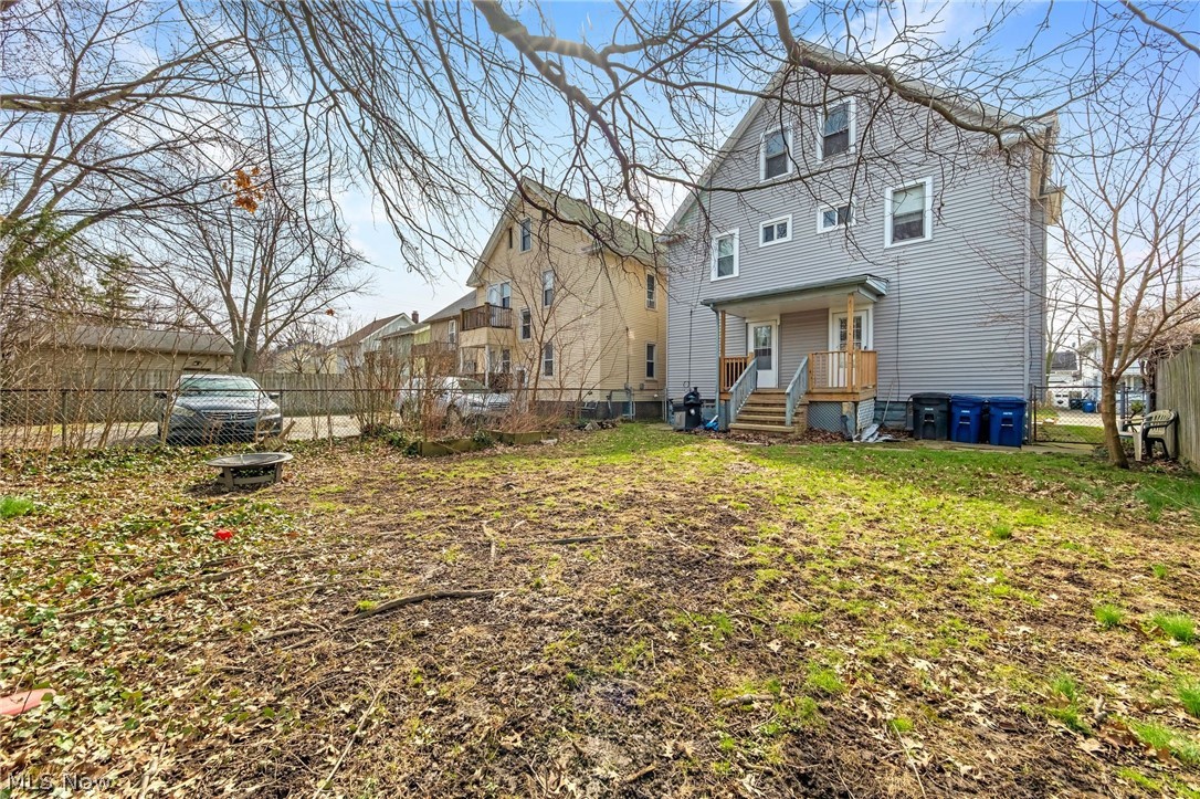 Lakewood Park - Residential Income