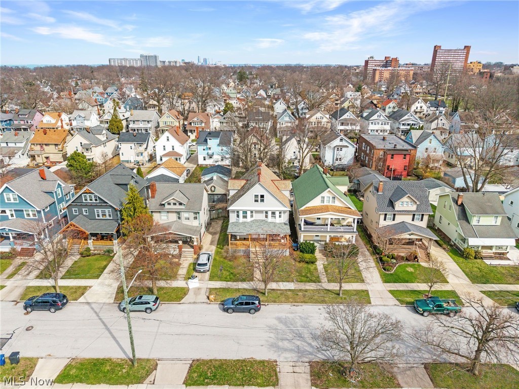 Lakewood Park - Residential Income