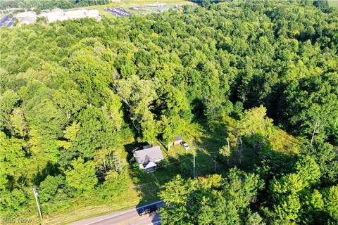 Tiny photo for 641 State Route 7 SE, Brookfield, OH 44403 (MLS # 5237630)