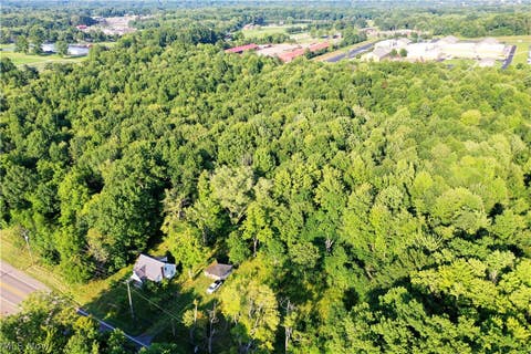 Tiny photo for 641 State Route 7 SE, Brookfield, OH 44403 (MLS # 5237630)