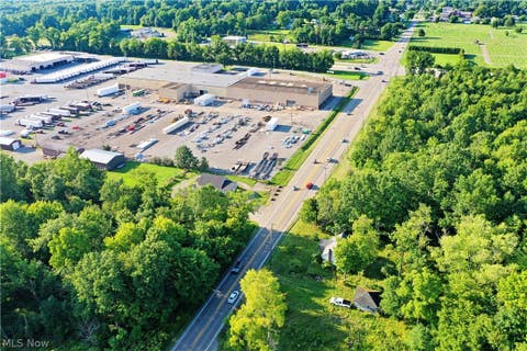 Tiny photo for 641 State Route 7 SE, Brookfield, OH 44403 (MLS # 5237630)