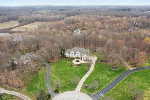 16770 Staffordshire Court Chagrin Falls OH 44023